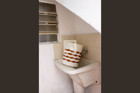 Casa à venda com 130m², 3 quartos e sem vagaÁrea de Serviço