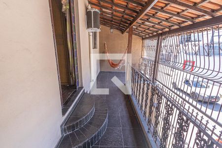 Casa à venda com 400m², 4 quartos e 2 vagasVaranda