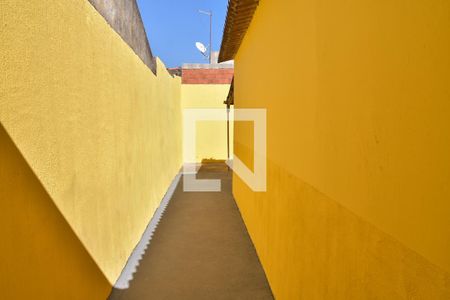Casa para alugar com 50m², 2 quartos e 1 vaga Casa para alugar com 50m², 2 quartos e 1 vagaEntrada
