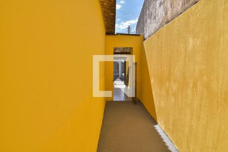 Casa para alugar com 50m², 2 quartos e 1 vaga Casa para alugar com 50m², 2 quartos e 1 vagaEntrada