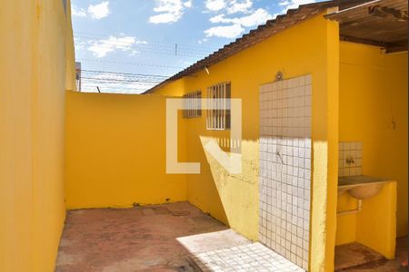Casa para alugar com 50m², 2 quartos e 1 vaga Casa para alugar com 50m², 2 quartos e 1 vagaEntrada