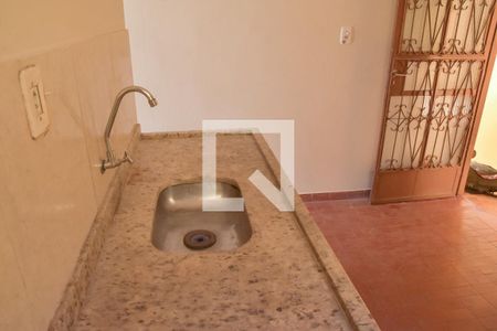 Casa para alugar com 50m², 2 quartos e 1 vaga Casa para alugar com 50m², 2 quartos e 1 vagaCozinha