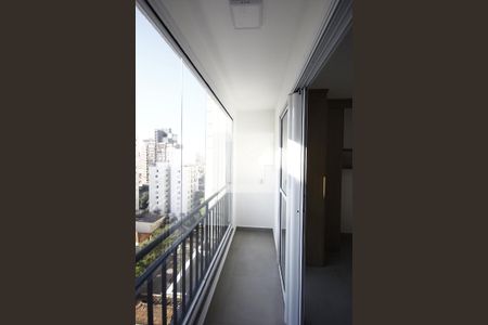Varanda de kitnet/studio para alugar com 1 quarto, 32m² em Vila Mariana, São Paulo
