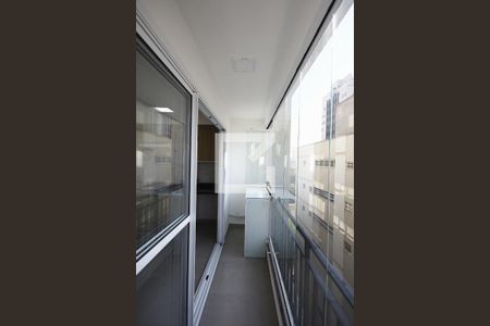 Varanda de kitnet/studio para alugar com 1 quarto, 32m² em Vila Mariana, São Paulo