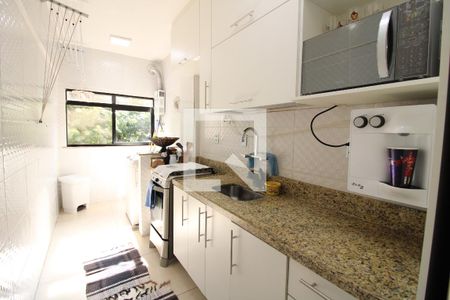 Apartamento à venda com 68m², 2 quartos e 1 vagaCozinha