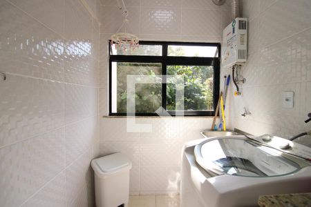 Apartamento à venda com 68m², 2 quartos e 1 vagaÁrea de Serviço