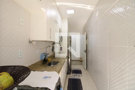 Apartamento à venda com 68m², 2 quartos e 1 vagaCozinha