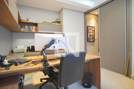 Escritório  de casa à venda com 3 quartos, 218m² em Vila Ipiranga, Porto Alegre