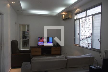 Sala de casa à venda com 5 quartos, 206m² em Del Castilho, Rio de Janeiro