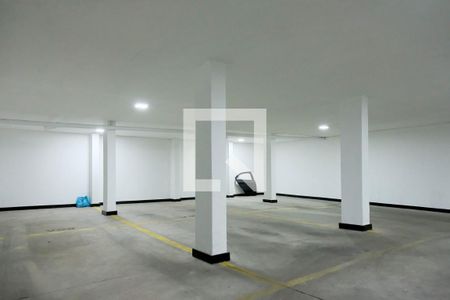 Estacionamento de apartamento para alugar com 4 quartos, 152m² em Santa Cruz, Belo Horizonte