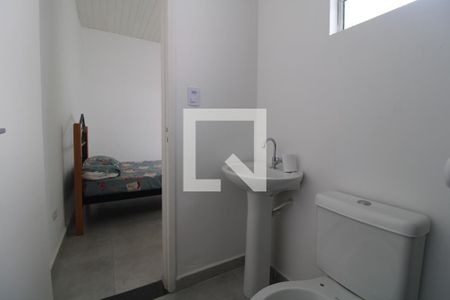 Banheiro de casa para alugar com 1 quarto, 37m² em Indianópolis, São Paulo
