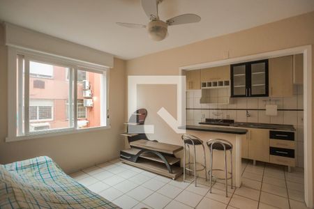 Sala de apartamento à venda com 1 quarto, 43m² em Jardim do Salso, Porto Alegre