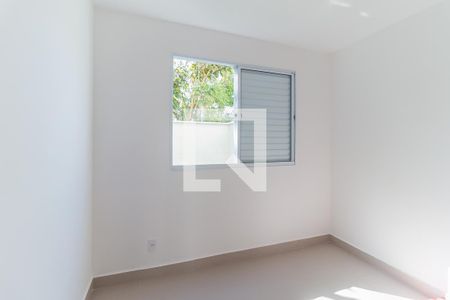 Quarto 2 de apartamento para alugar com 2 quartos, 65m² em Vila São Paulo, Mogi das Cruzes
