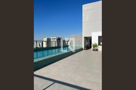 Apartamento à venda com 32m², 1 quarto e sem vaga Apartamento à venda com 32m², 1 quarto e sem vagaÁrea comum - Piscina