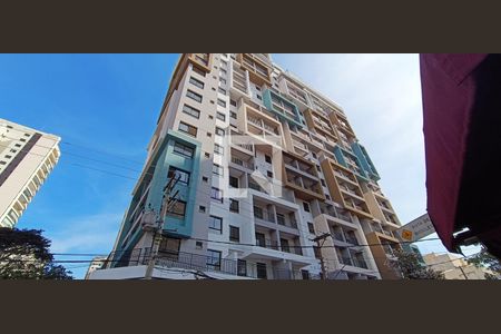 Apartamento à venda com 32m², 1 quarto e sem vaga Apartamento à venda com 32m², 1 quarto e sem vagaFachada