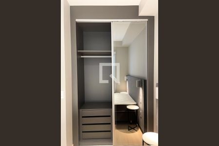 Apartamento à venda com 32m², 1 quarto e sem vaga Apartamento à venda com 32m², 1 quarto e sem vagaQuarto