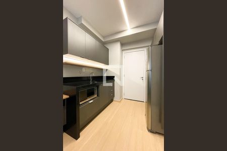 Sala/Cozinha de apartamento à venda com 1 quarto, 32m² em Perdizes, São Paulo