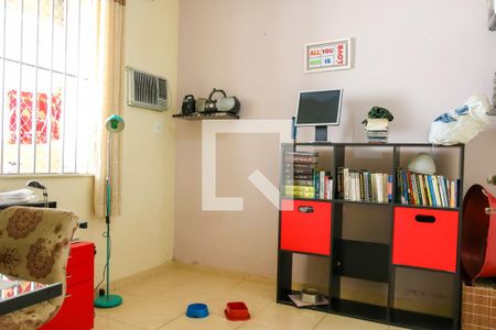 Casa à venda com 100m², 2 quartos e 1 vaga Casa à venda com 100m², 2 quartos e 1 vagaQuarto 2