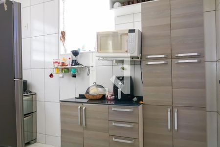 Casa à venda com 100m², 2 quartos e 1 vaga Casa à venda com 100m², 2 quartos e 1 vagaCozinha