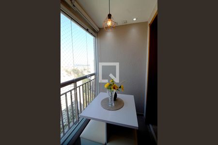 Varanda da Sala de apartamento para alugar com 2 quartos, 56m² em Vila Andrade, São Paulo