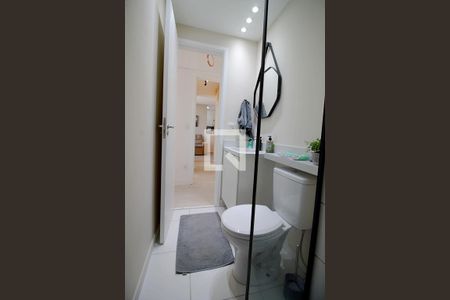 Apartamento para alugar com 56m², 2 quartos e 1 vagaBanheiro da Suíte 1 