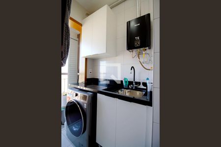 Apartamento para alugar com 56m², 2 quartos e 1 vagaÁrea de Serviço