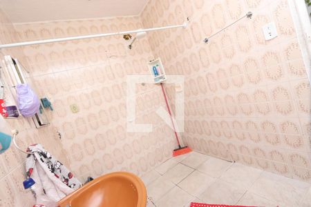 Casa à venda com 250m², 1 quarto e 1 vaga Casa à venda com 250m², 1 quarto e 1 vagaBanheiro