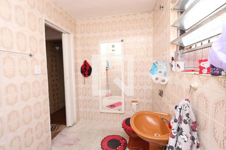 Casa à venda com 250m², 1 quarto e 1 vaga Casa à venda com 250m², 1 quarto e 1 vagaBanheiro