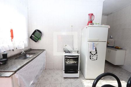 Casa à venda com 250m², 1 quarto e 1 vaga Casa à venda com 250m², 1 quarto e 1 vagaCozinha da edícula