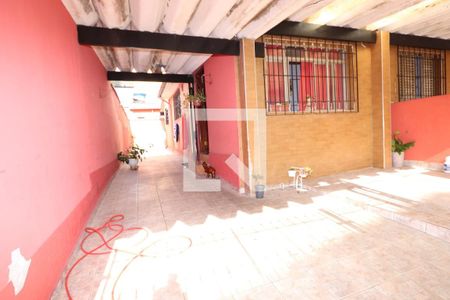 Casa à venda com 250m², 1 quarto e 1 vaga Casa à venda com 250m², 1 quarto e 1 vagaÁrea externa