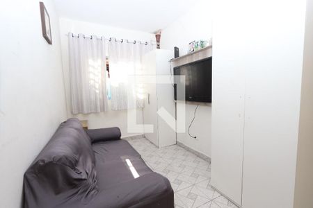 Casa à venda com 250m², 1 quarto e 1 vaga Casa à venda com 250m², 1 quarto e 1 vagaSala da edícula