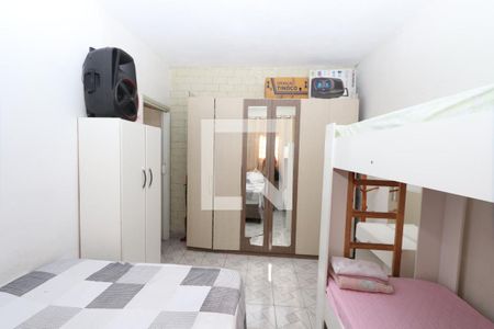 Casa à venda com 250m², 1 quarto e 1 vaga Casa à venda com 250m², 1 quarto e 1 vagaQuarto da edícula
