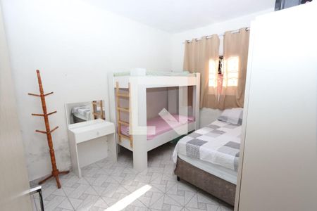 Casa à venda com 250m², 1 quarto e 1 vaga Casa à venda com 250m², 1 quarto e 1 vagaQuarto da edícula