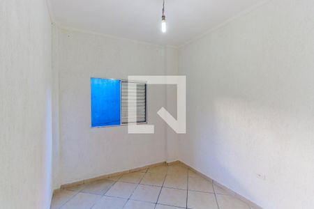 Quarto 1 de casa para alugar com 2 quartos, 60m² em Parque São Lucas, São Paulo