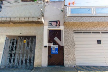 Casa para alugar com 60m², 2 quartos e sem vagaFachada