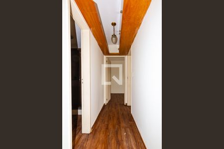 Apartamento à venda com 60m², 2 quartos e 1 vaga Apartamento à venda com 60m², 2 quartos e 1 vagaCorredor