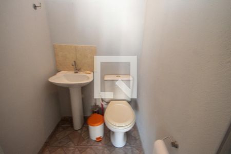 Casa à venda com 117m², 3 quartos e 2 vagas Casa à venda com 117m², 3 quartos e 2 vagasBanheiro
