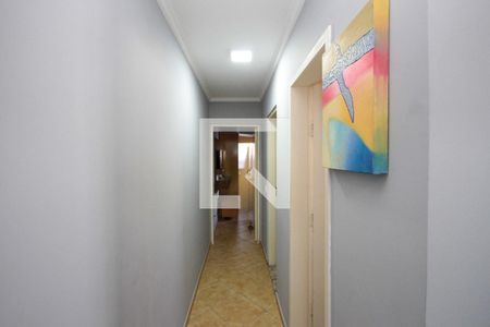 Casa à venda com 117m², 3 quartos e 2 vagas Casa à venda com 117m², 3 quartos e 2 vagasCorredor