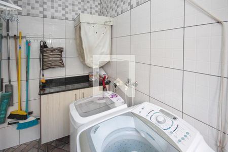 Casa à venda com 117m², 3 quartos e 2 vagas Casa à venda com 117m², 3 quartos e 2 vagasÁrea de Serviço