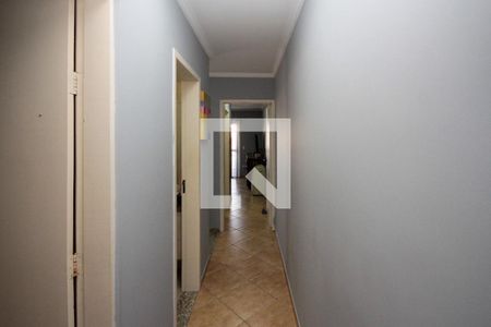 Casa à venda com 117m², 3 quartos e 2 vagas Casa à venda com 117m², 3 quartos e 2 vagasCorredor