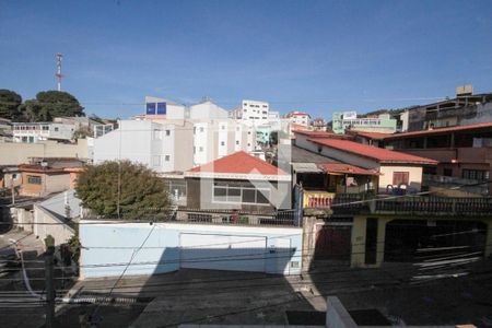 Casa à venda com 117m², 3 quartos e 2 vagas Casa à venda com 117m², 3 quartos e 2 vagasVista