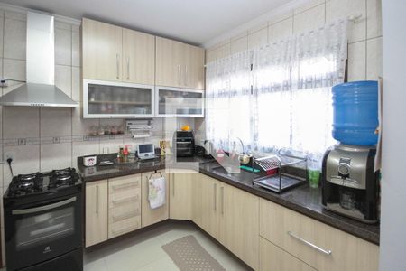 Casa à venda com 117m², 3 quartos e 2 vagas Casa à venda com 117m², 3 quartos e 2 vagasCozinha