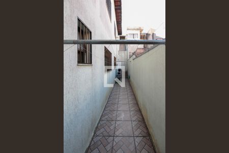 Casa à venda com 117m², 3 quartos e 2 vagas Casa à venda com 117m², 3 quartos e 2 vagasVaranda