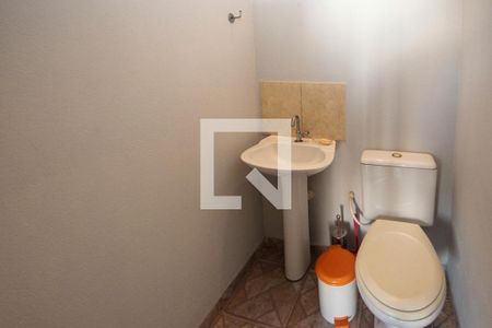 Casa à venda com 117m², 3 quartos e 2 vagas Casa à venda com 117m², 3 quartos e 2 vagasBanheiro