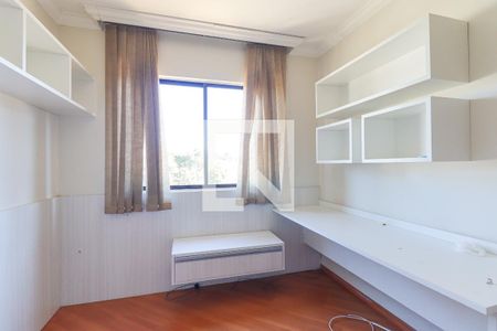 Quarto 1 de apartamento para alugar com 3 quartos, 82m² em Boqueirão, Curitiba