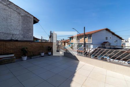 Casa à venda com 300m², 4 quartos e 3 vagas Casa à venda com 300m², 4 quartos e 3 vagasVaranda / Quintal Frontal