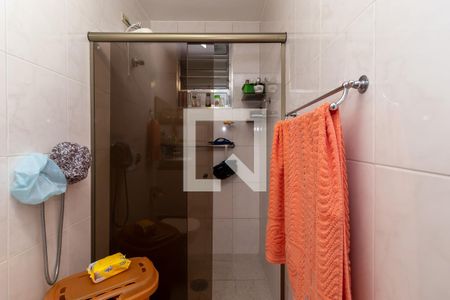 Casa à venda com 300m², 4 quartos e 3 vagas Casa à venda com 300m², 4 quartos e 3 vagasBanheiro da Suíte