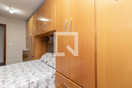 Casa à venda com 300m², 4 quartos e 3 vagas Casa à venda com 300m², 4 quartos e 3 vagasQuarto 2