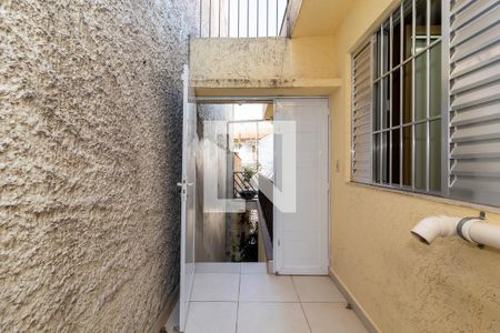 Casa à venda com 300m², 4 quartos e 3 vagas Casa à venda com 300m², 4 quartos e 3 vagasCorredor Lateral