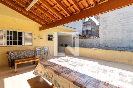 Casa à venda com 300m², 4 quartos e 3 vagas Casa à venda com 300m², 4 quartos e 3 vagasÁrea de Lazer